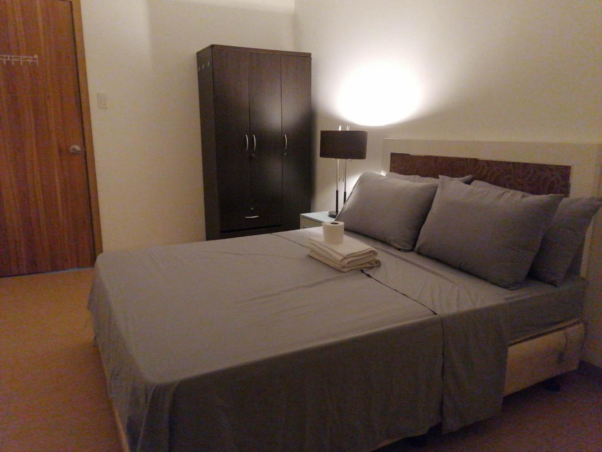 Roxas Blvd Stunning Studio Condo Near Us Embassy Маніла Екстер'єр фото